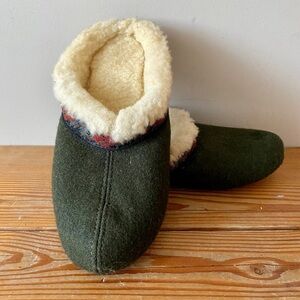 Wool Slippers w/ Floral Trim Made in USA